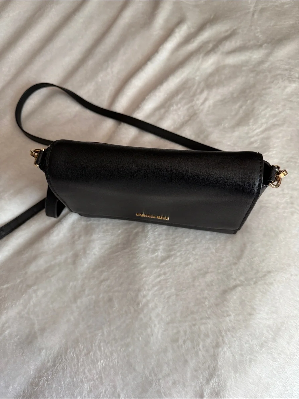 Michael Kors compact michael